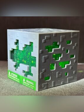 Minecraft Jelly Cube Squishy - (One) Green NWT